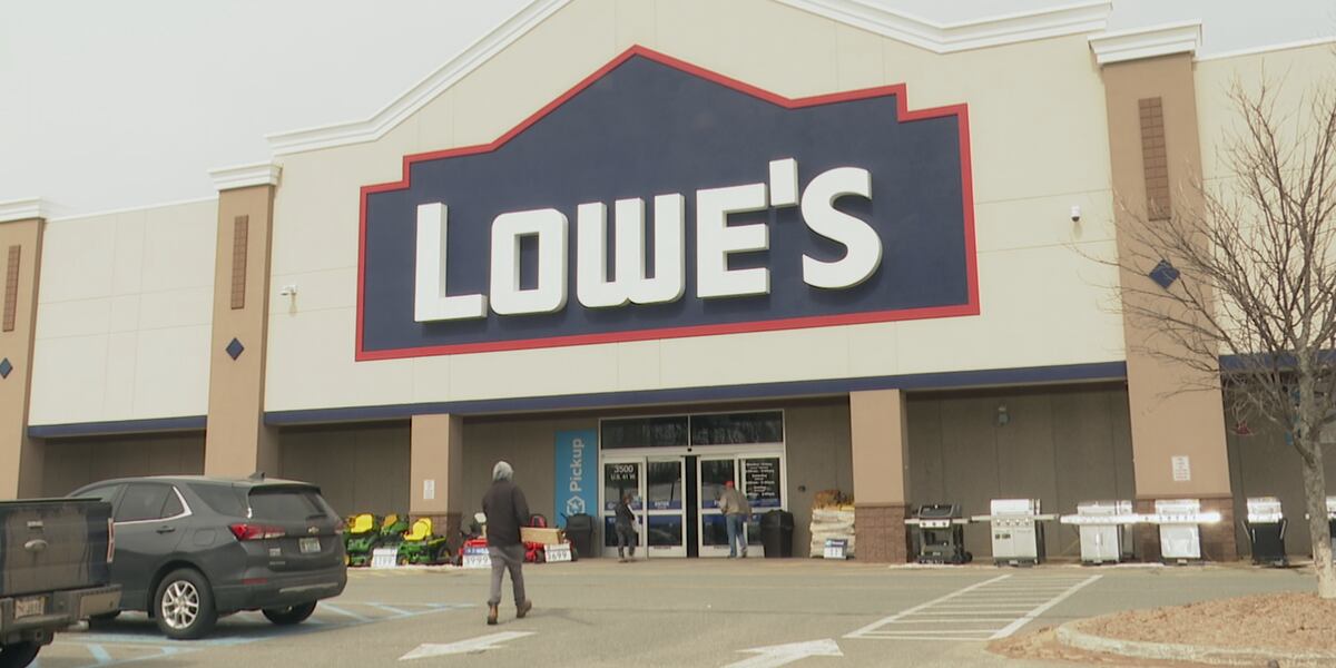 Lowe's offers deals on outdoor goods for SpringFest Lowe's offers deals on outdoor goods for SpringFest