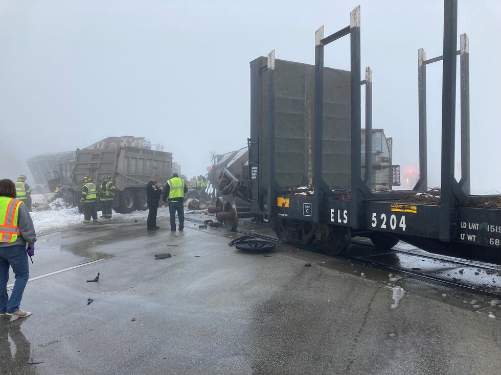 Scene of train derailment in Marinette County
