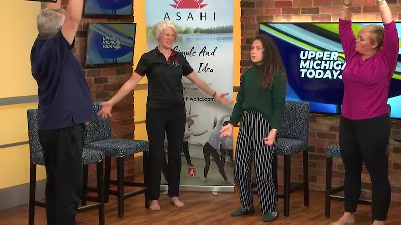 Asahi Nordic instructors Don Bode and Margaret Vainio demonstrate an Asahi movement.