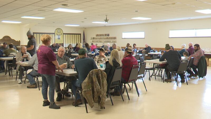"Friends Helping Friends" Thanksgiving dinner