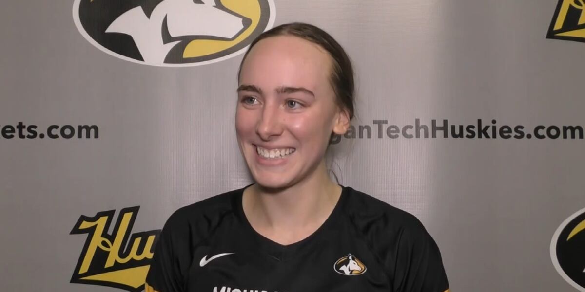 Meg Raabe provides colossal spark for Michigan Tech volleyball in